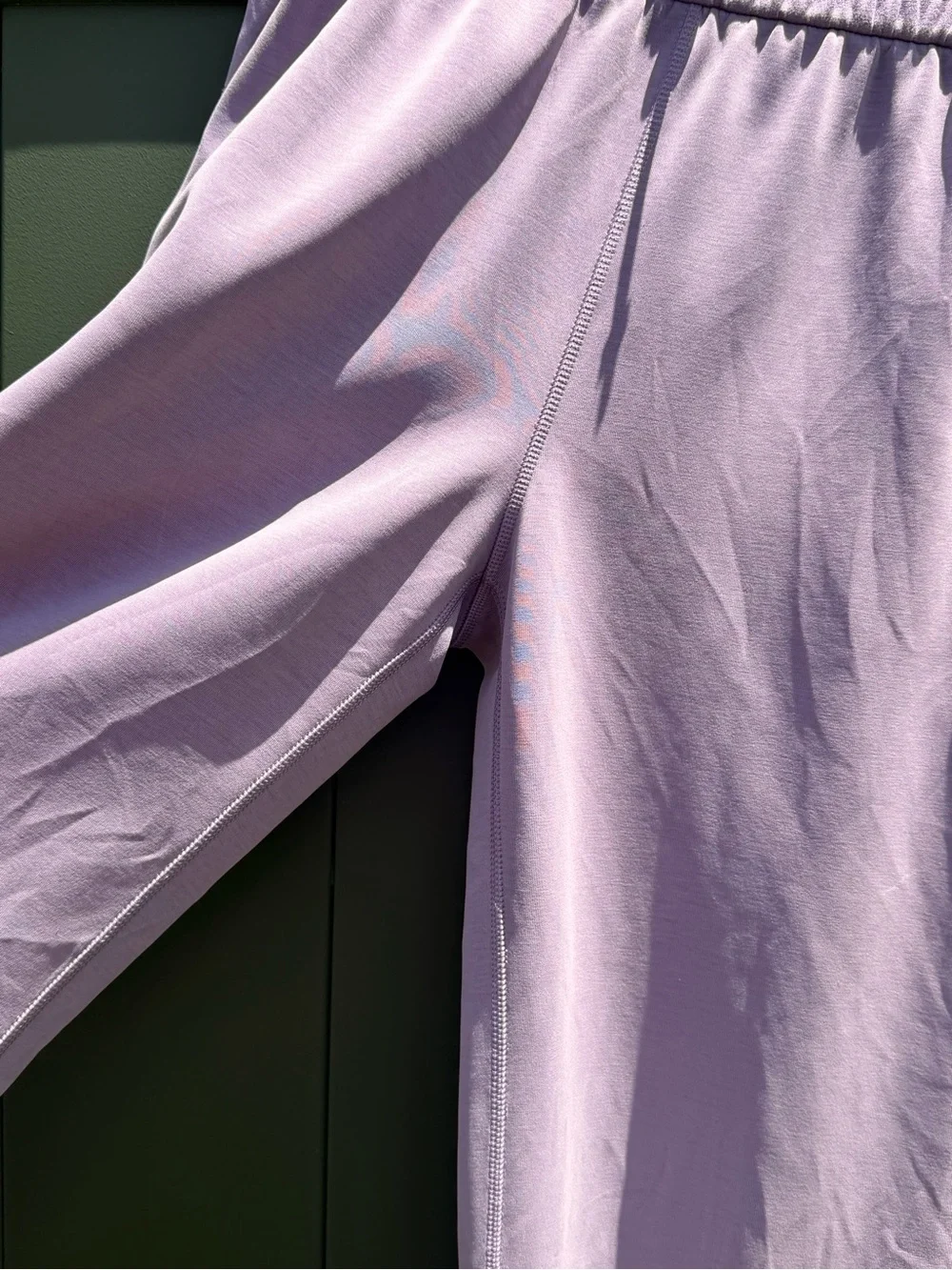 Lululemon Softstreme High-Rise Wide-Leg Pants – Women’s sz 6 Lavender